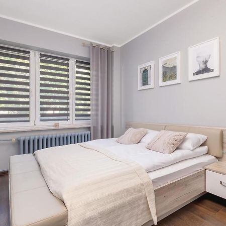 Stylish Korfantego Apartment Next To Spodek By Noclegi Renters Kattowitz Exterior foto
