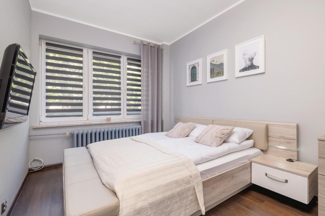 Stylish Korfantego Apartment Next To Spodek By Noclegi Renters Kattowitz Exterior foto