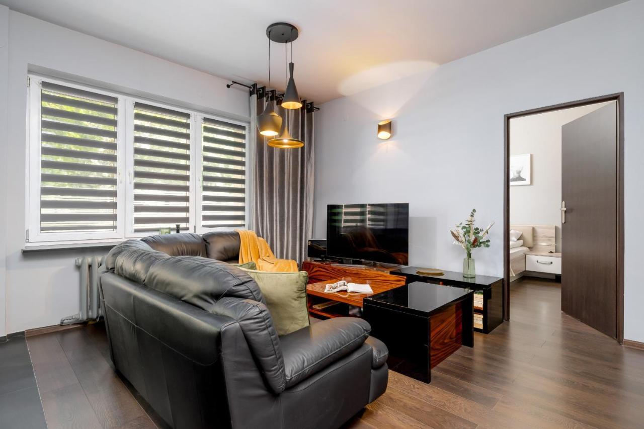 Stylish Korfantego Apartment Next To Spodek By Noclegi Renters Kattowitz Exterior foto